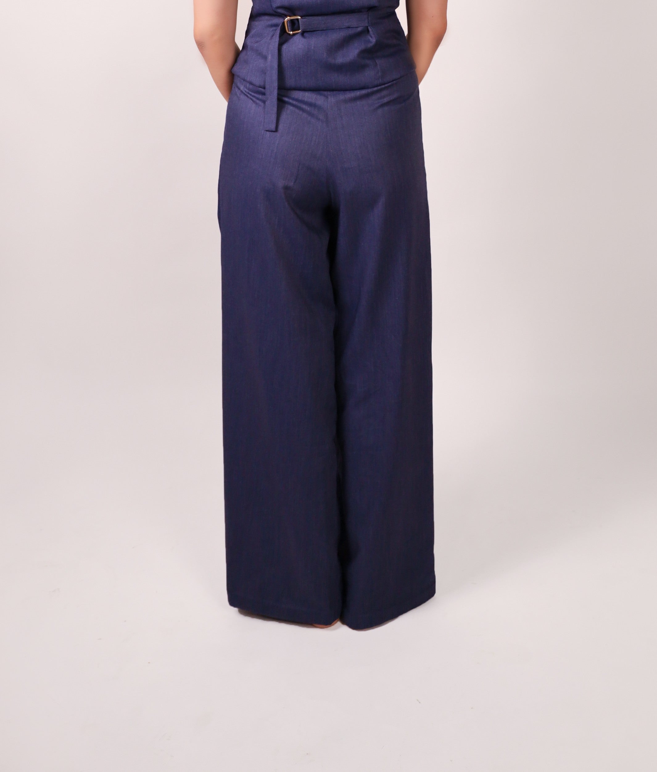 High-quality handmade office trousers with structured fit